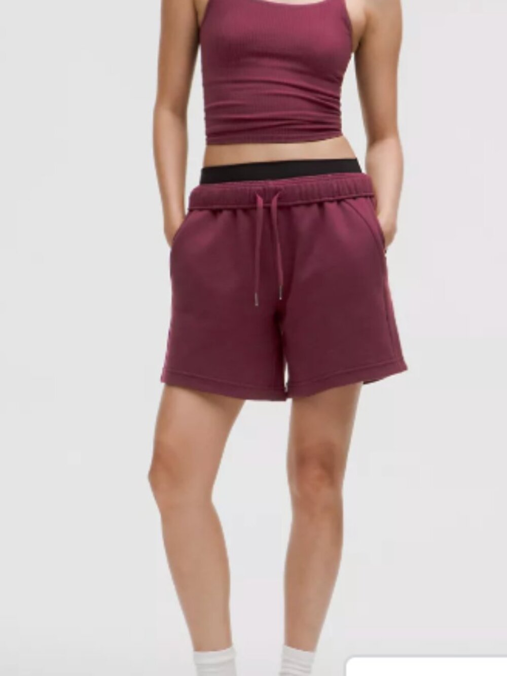 Lululemon Scuba Mid-Rise Oversized Short 7"